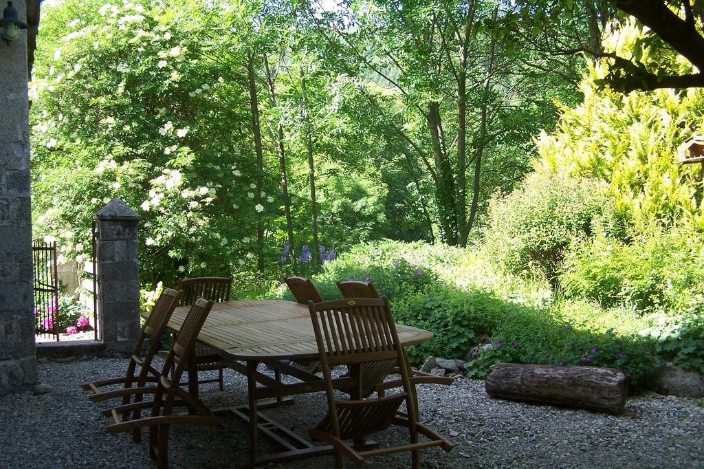 Вілла Domaine De Salomony Marcols-les-Eaux Екстер'єр фото